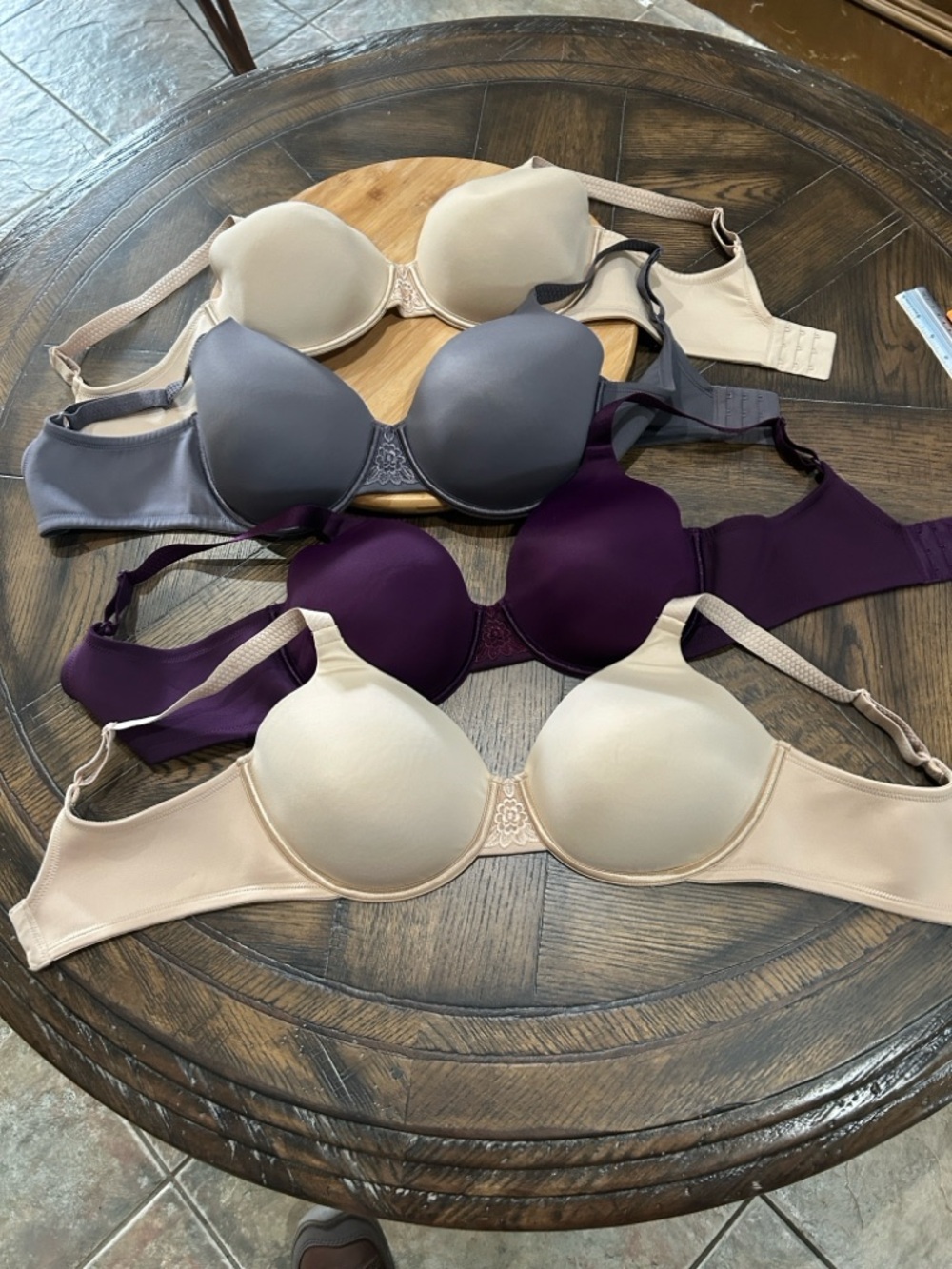 Vanity Fair Bras lot of 4 Nude Gray Plumb T-Shirt Bras 3 w/ underwire 1 wo 36DD